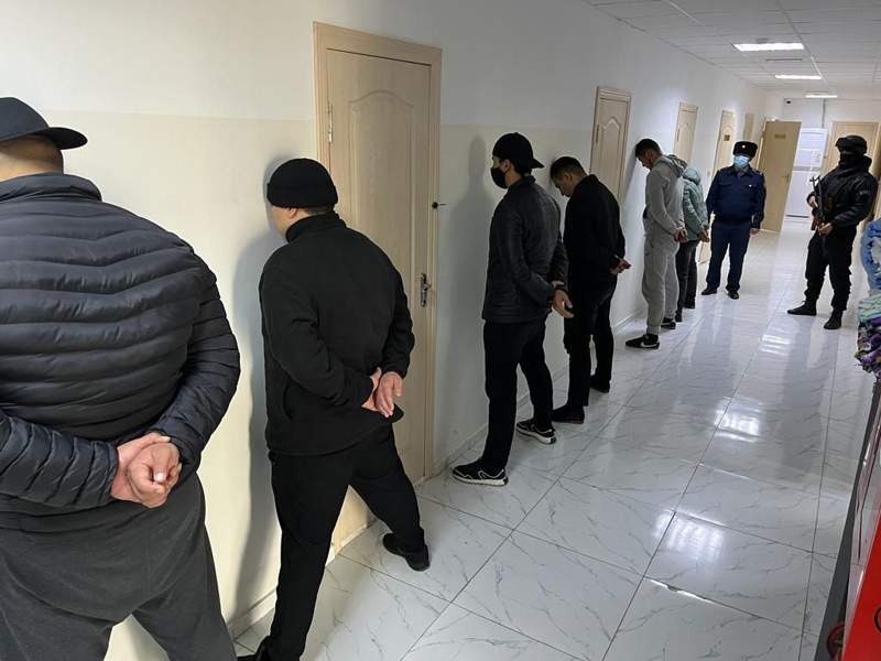 Ақтауда кісі өлтірмекші болған 6 күдікті ұсталды