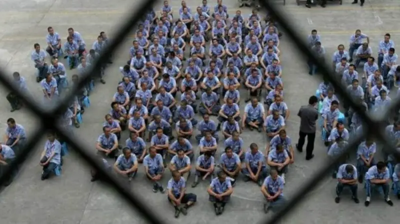 Қытайдағы «қайта тәрбиелеу» лагерьлерінде қазақтар жоқ па?   