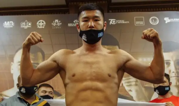 Нұрдәулетов пен Жүсіпов кәсіпқой бокстағы алғашқы жекпе-жектерінде жеңіске жетті 