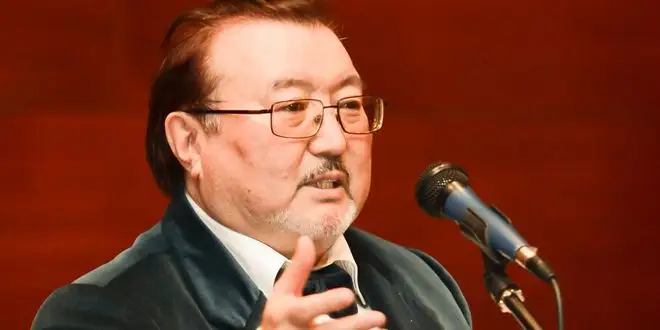 Ұлықбек ЕСДӘУЛЕТ төрағалыққа кандидатурасын ұсынудан бас тартты