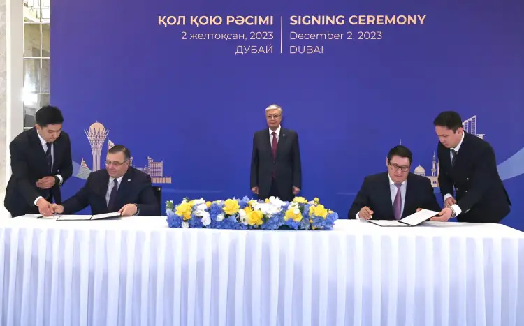 Қазақстан Президенті бірқатар келісімге қол қою рәсіміне қатысты