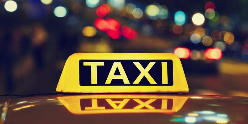 Алматы әуежайында таксидің тарифі көрсетілген тақталар орнатылады
