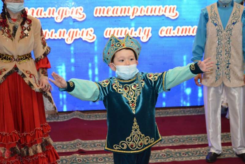 «Алтын Орда» театры алғашқы қойылымын сахналады