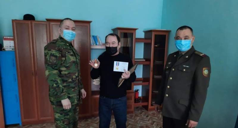 Грэмми сыйлыған алған Иманбектің әкесі марапатталды