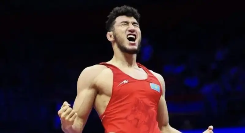 Қасым-Жомарт Тоқаев Әлем чемпионы Ризабек Айтмұқанды жеңіске жетуімен құттықтады