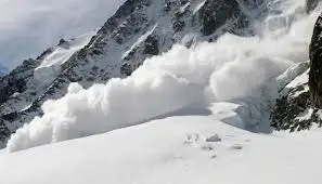 Қар көшкіні жүрді 