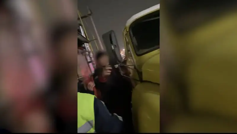 Алматыда бозбаланы қағып, оқиға орнынан қашып кеткен жүргізуші ұсталды