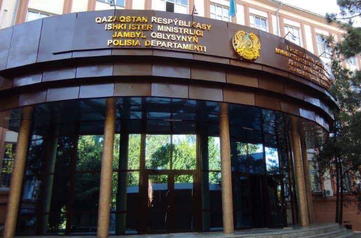 Таразда құрылысы бітпеген ғимараттан 19 жастағы қыз секіріп кетті