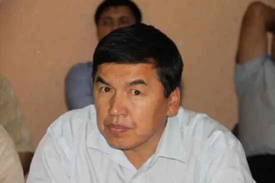 Жанұзақ Әкім: Абай қара сөздерінде қазақты жер қылған 