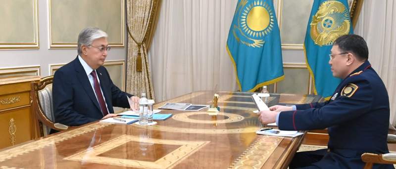 Президент Ішкі істер министрі Ержан Сәденовпен кездесті