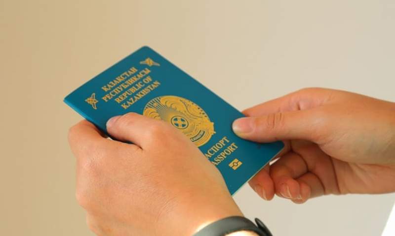 Қазақстанда мемлекеттік тілді білмейтіндерге азаматтық бермейтін заң қабылданады