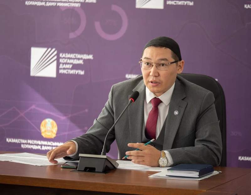 Риззат Берікұлы, саясаттанушы: Жергілікті сайлау комиссияларына талап күшейтіледі 