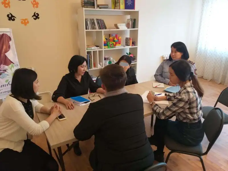 Бес жасөспірім айыпталушыға психологиялық көмек көрсетілді 