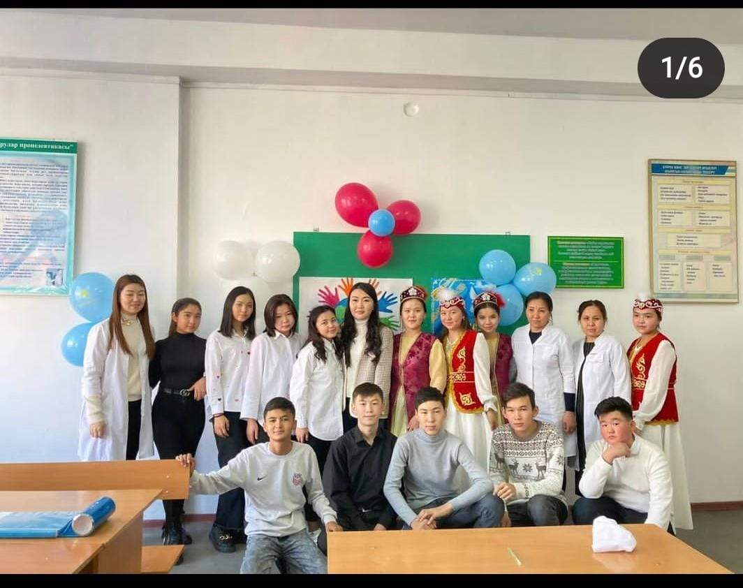 «Қазақстан достықтың киелі мекені” атты тақырыпта ашық сабақ өтті
