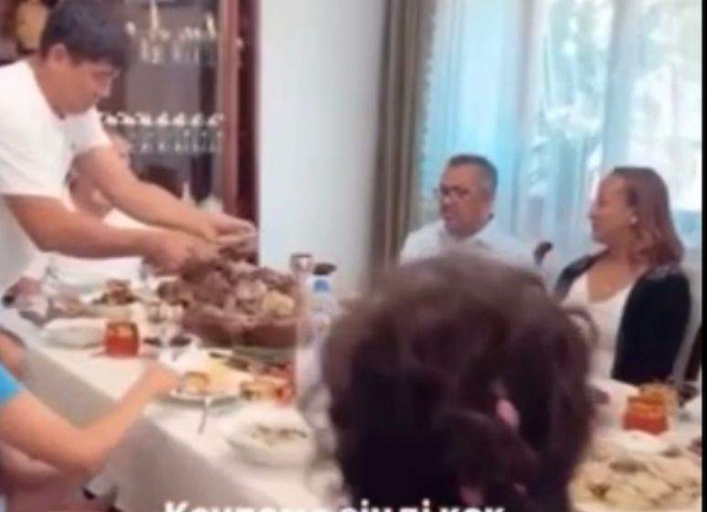 ДДСҰ басшысы Тедрос Гебреисус Жүрсін Ерманның үйінде қонақта болды