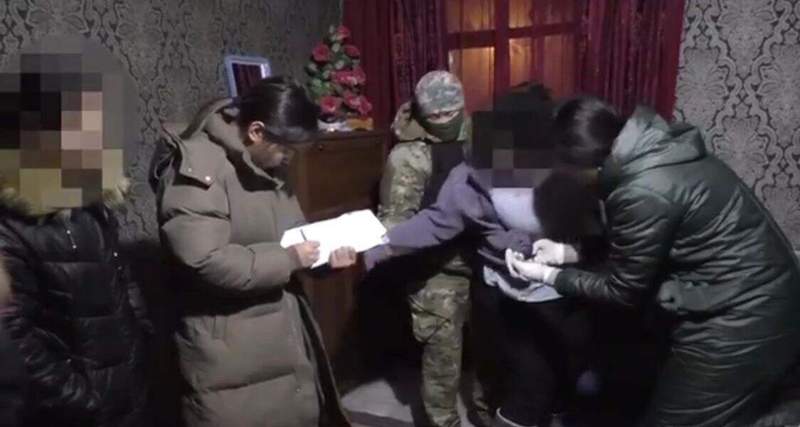 Жамбыл облысында есірткі сатумен айналысқан ұйымдасқан қылмыстық топ құрықталды  