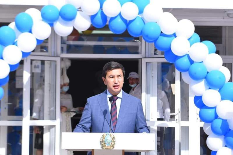 Шыңғыс Мұқан Тәуелсіздік алған жылы құрылған мектептің «соңғы қоңырау» шарасына қатысты
