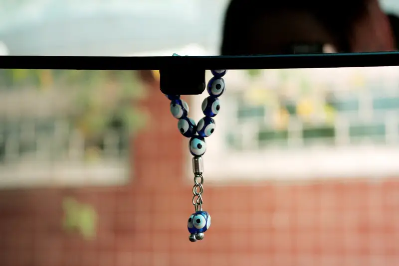 Көз тиюден қалай сақтану керек?