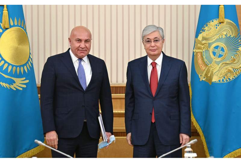 Мемлекет басшысы Yildirim Holding компаниялар тобының президентін қабылдады 