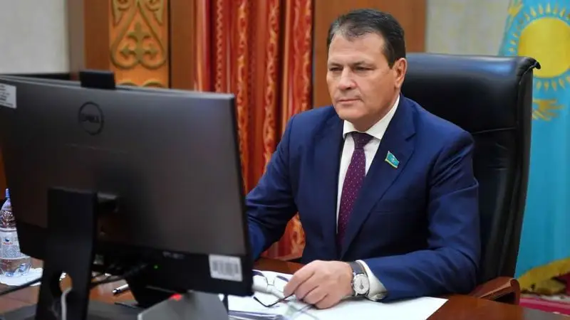 Сенат депутаты Андрей Иванович Лукиннің өкілеттігі тоқтатылды