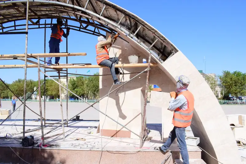 Әл-Фараби ескерткішіне жөндеу жүріп жатыр 