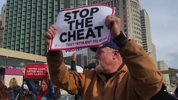 АҚШ-та Трамп пен Байден жақтастарының шерулері жиіледі