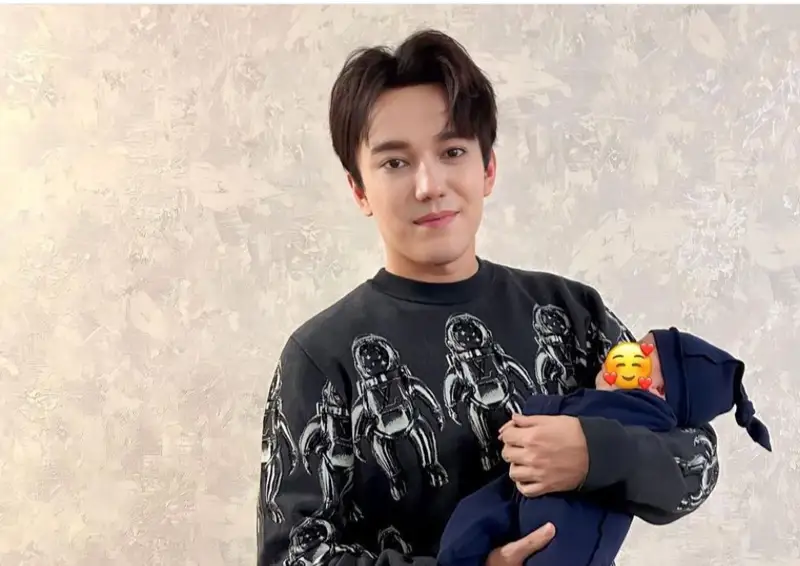 Димаш Құдайберген «әке» атанды