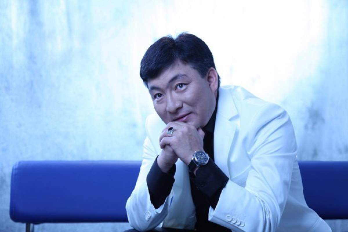Тоқтар Серіков кімді сағынып жүр?