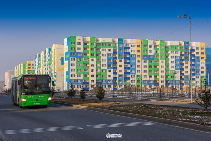 Наурызбай ауданы: Халық тығыз қоныстанған аудан көшке ілесіп келеді 