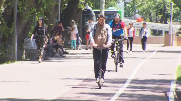 Алматыда электр самокаттарды жалға беретін 35 станция іске қосылды 