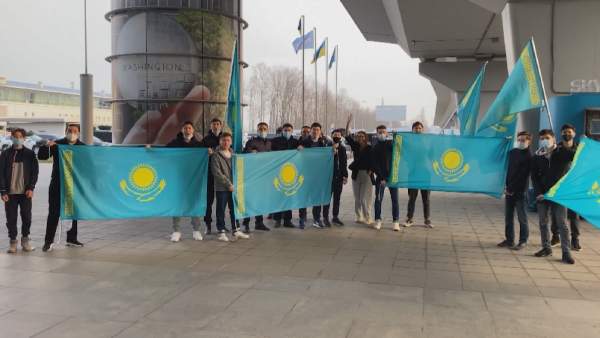 Футболдан Қазақстан құрамасы Киевке ұшып келді