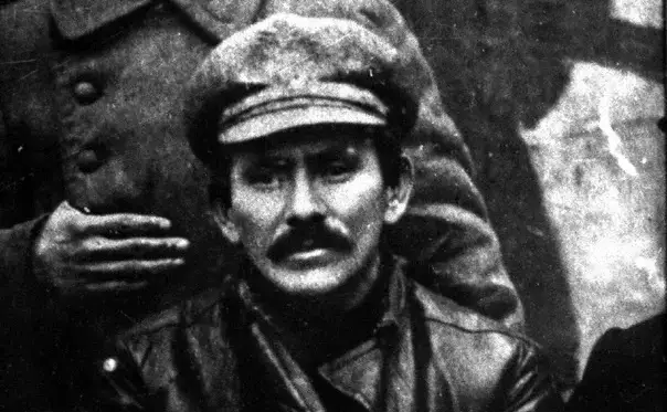 Ұлтын сатқан адам: Депутат Әліби Жангелдин атындағы аудан мен көше атауларын өзгертуді сұрады