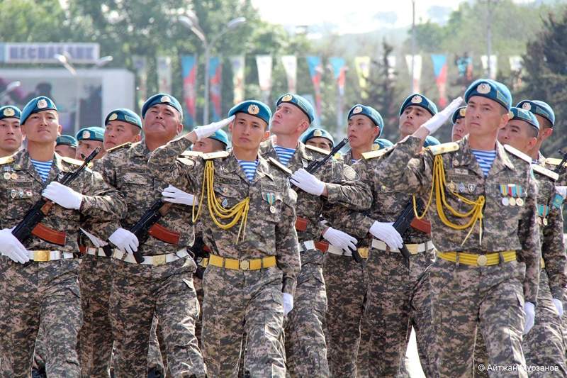 300-ден астам әскери борышын өтеген азамат ҰБТ-сыз оқуға түседі 