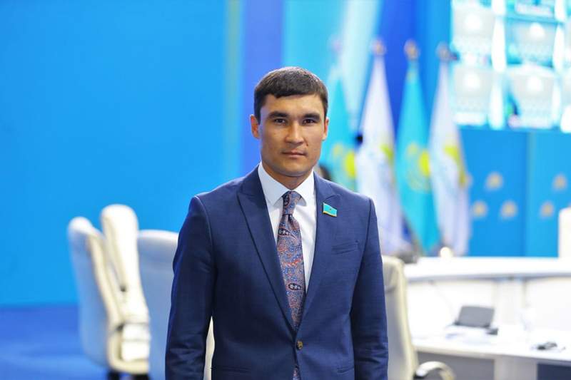 Артық төлегіміз келмейді: Сәпиев Олимпиаданың отандық телеарналардан не себепті көрсетілмейтінін түсіндірді