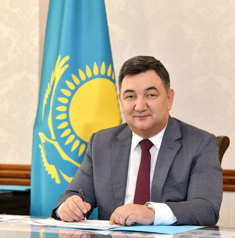 Ақпарат және қоғамдық даму министрі Дархан Қыдырәлі Шымкентте кездесулер өткізді