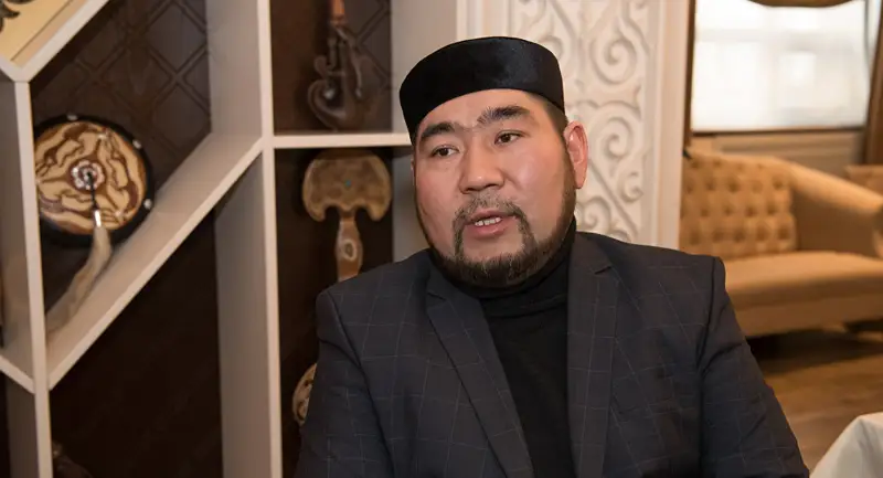 Балғынбек Имашев: Вакцинацияға мәжбүрлесе көшеге шығып, қару алып соғысамын