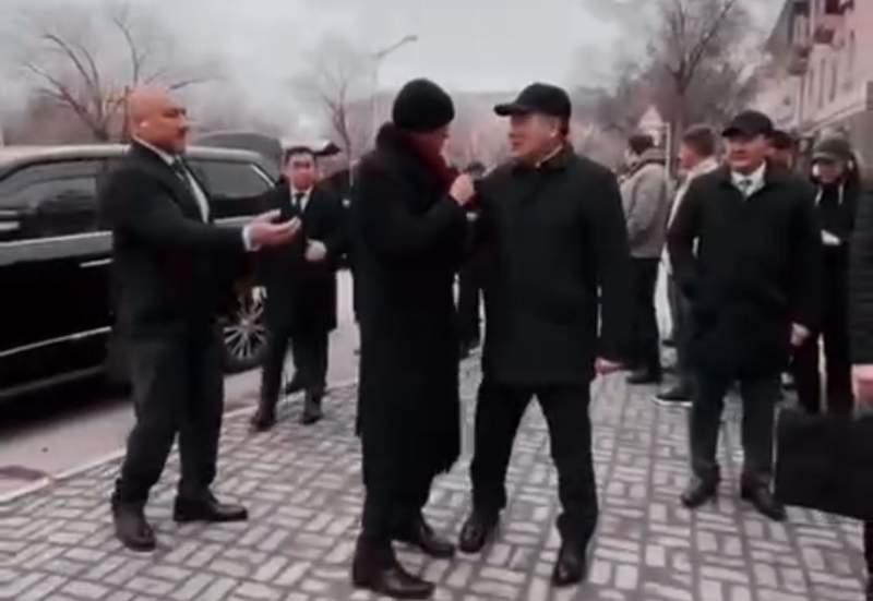 Олигарх Машкевич пен Ақтөбе облысының әкімі Тоғжановтың видеосы желіде қызу талқыланып жатыр
