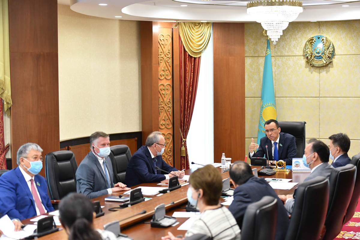 Сенат республикалық бюджеттің атқарылуын талқылады