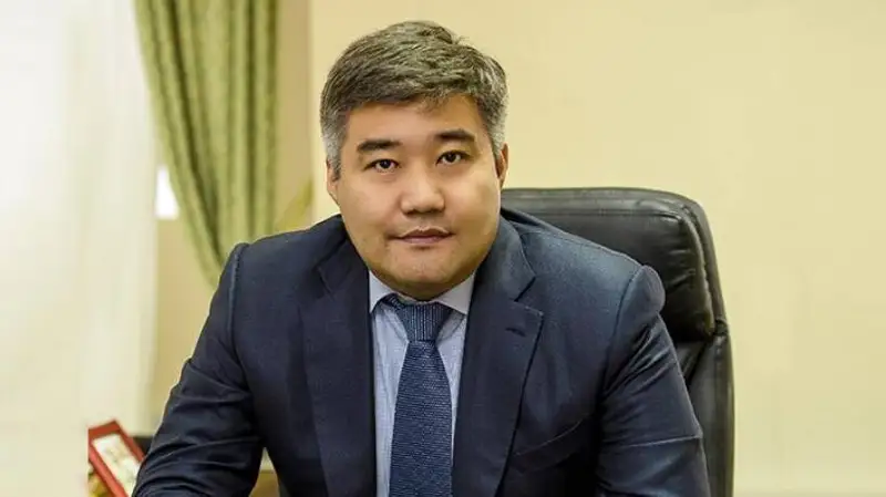 Қазақстанның Украинадағы елшісі: Киевтегі елшіліктің жертөлесінде 40 адам отыр  