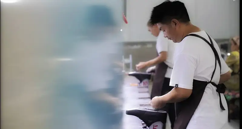 Өзбекстанда Nike кроссовкаларының өндірісі іске қосылды