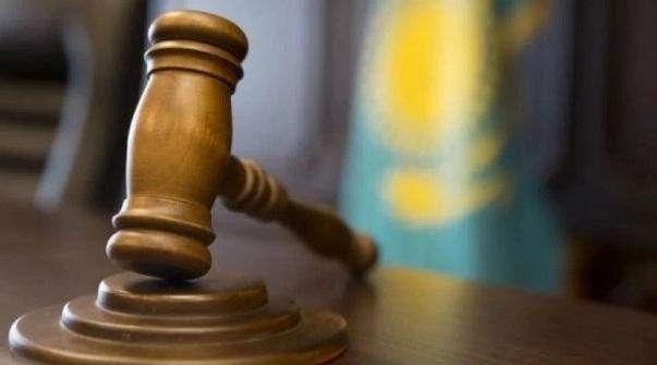 152 адамды алдап, 90 млн теңгені қалтасына басқан әйел сотталды