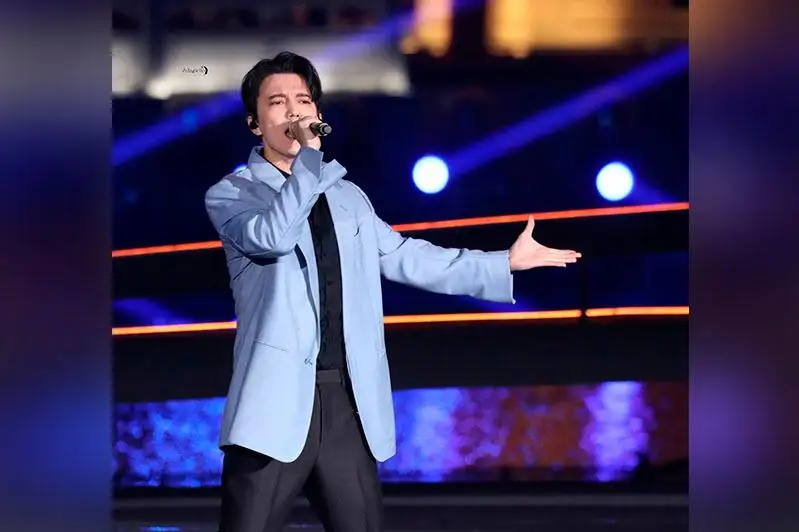 Димаш халықаралық шарада ән шырқады