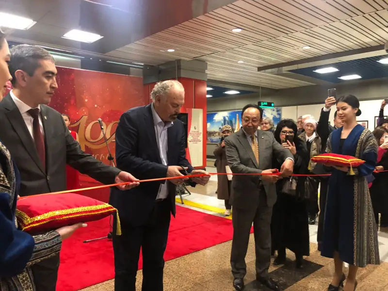 Бикен РИМОВАНЫҢ 100 жылдық мерейтойына орай ашылған көрме көрерменді сүйсінтті