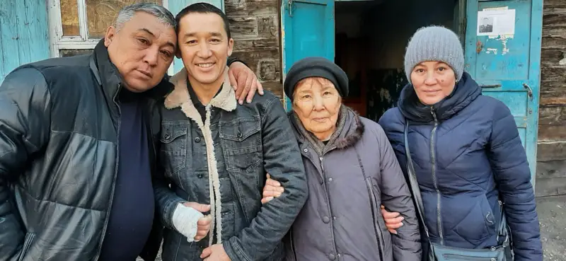 Адамдарды өрттен аман алып қалған аға лейтенант тұрғындар далада қала ма деп алаңдаулы