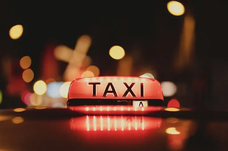  inDrive және Яндекс такси жүргізушілеріне қойылатын талап күшейтілуі мүмкін