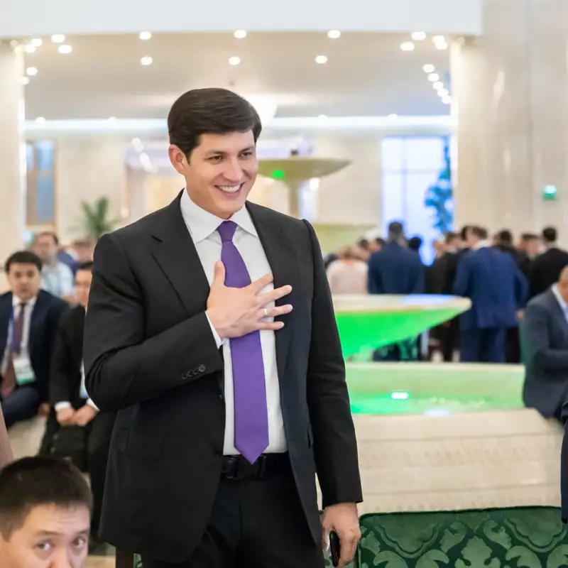 Мирзияевтің күйеу баласы да басшы 