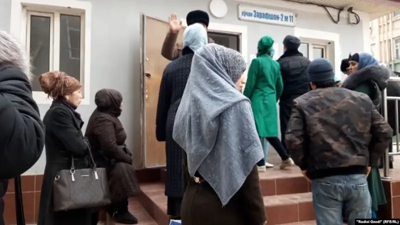 285 тәжік азаматы дәрігер бақылауында 