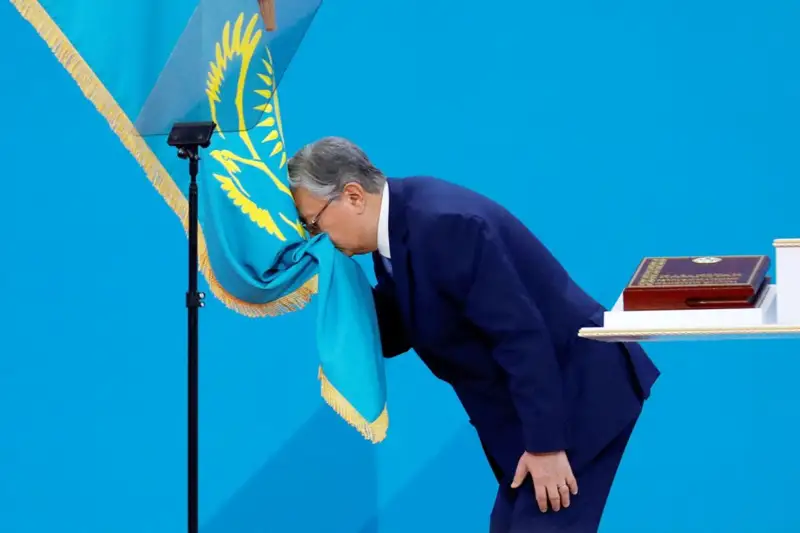 Тоқаев Туды балконға ілуге рұқсат беруді ұсынды 