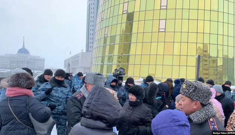 Ақорданы шулатып жүрген ипотека құрбандары дегендеріне жетті