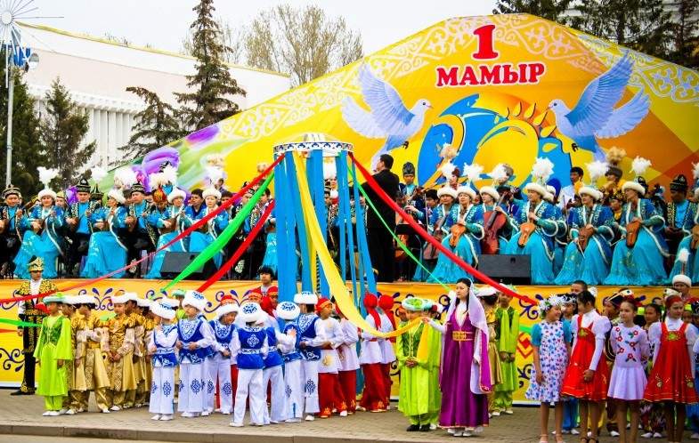 Мемлекет басшысы: Еліміз Бірлік күнін міндетті түрде атап өтуі тиіс